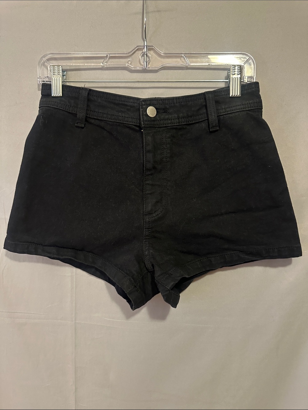 High waisted short shorts by Universal Threads
